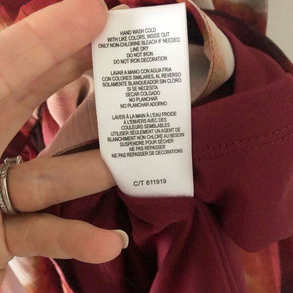 NWT Taylor Sleeveless Wrap Dress in Red Multi Watercolor Print - Size XL - Picture 12 of 12